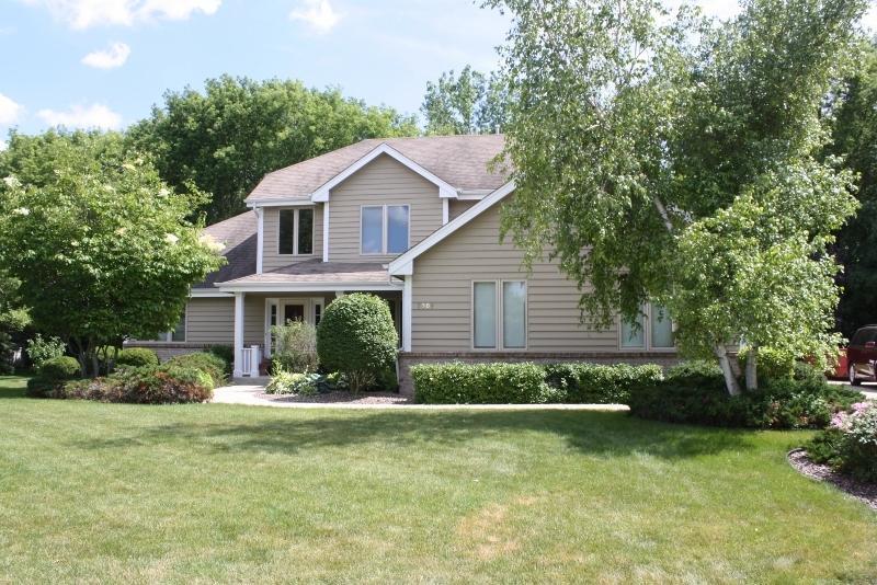 8309 Amber Cir, Mount Pleasant, WI 53406