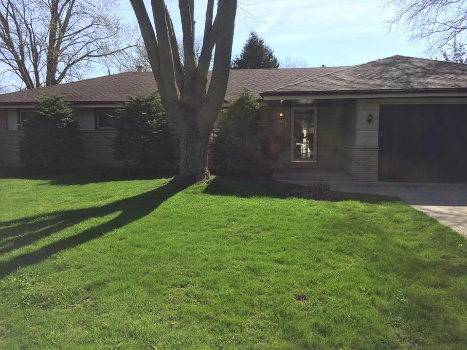 2924 S 127th St, New Berlin, WI 53151