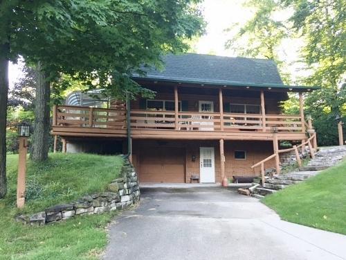 10730 Spring Lake, Meeme, WI 54220