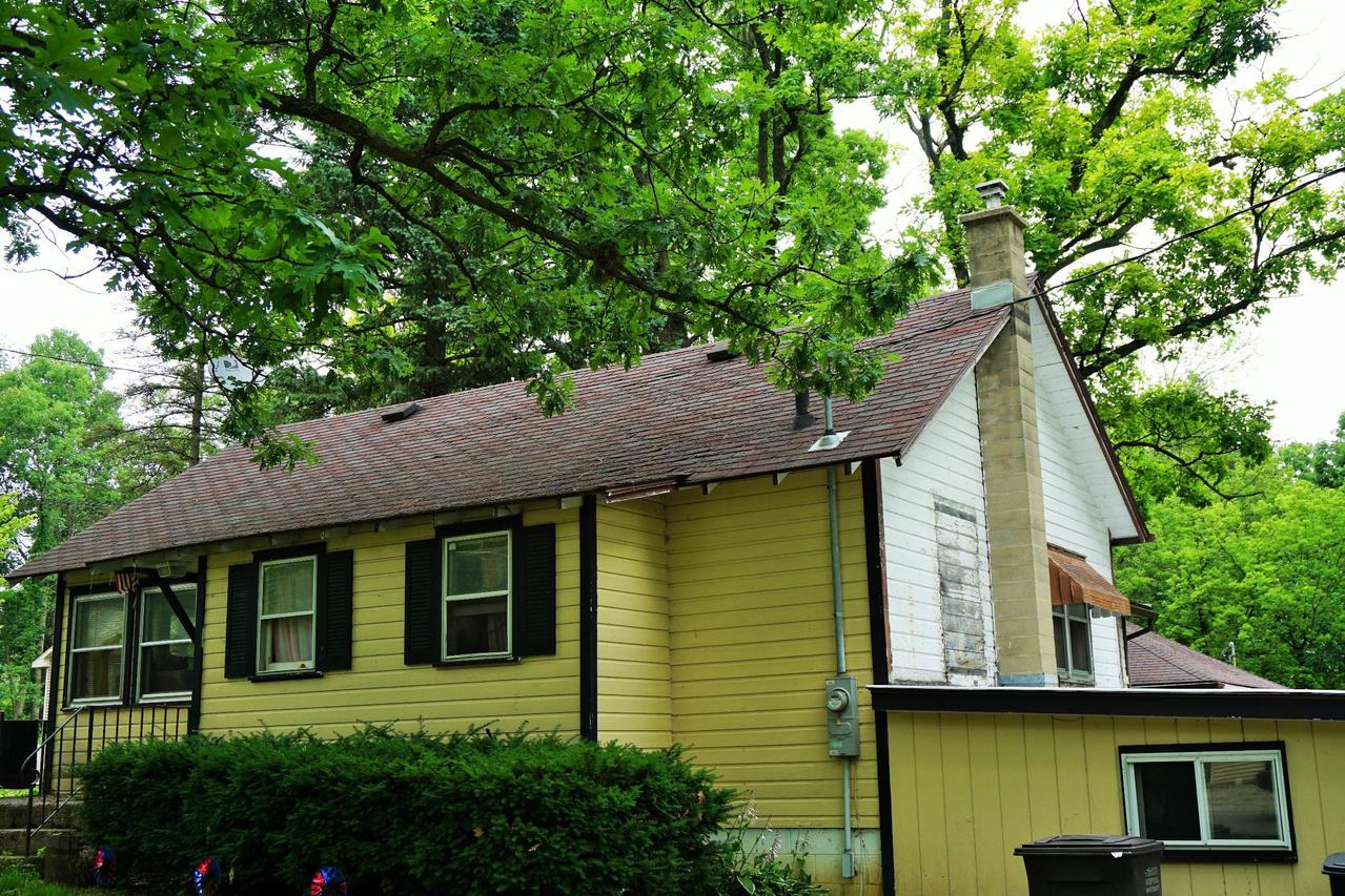 N3326 Hickory Rd., Geneva, WI 53147