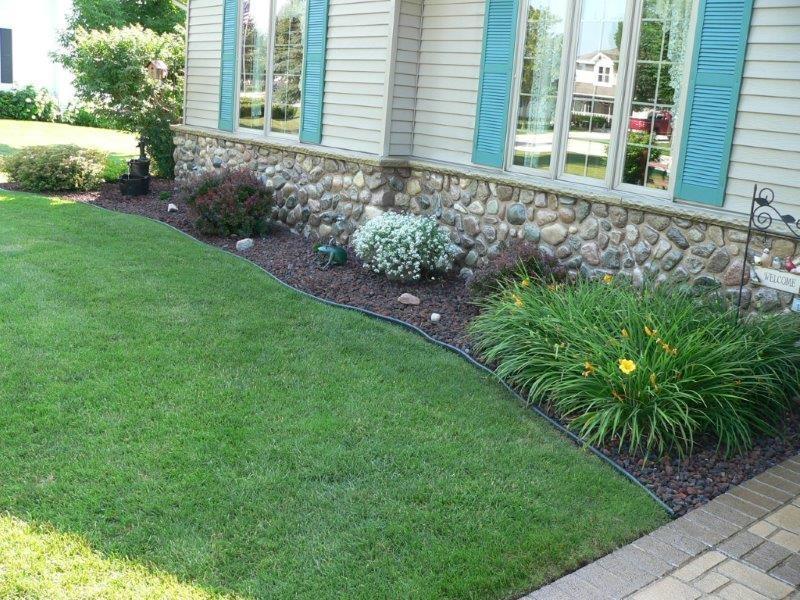 810 S Hills Dr, Plymouth, WI 53073