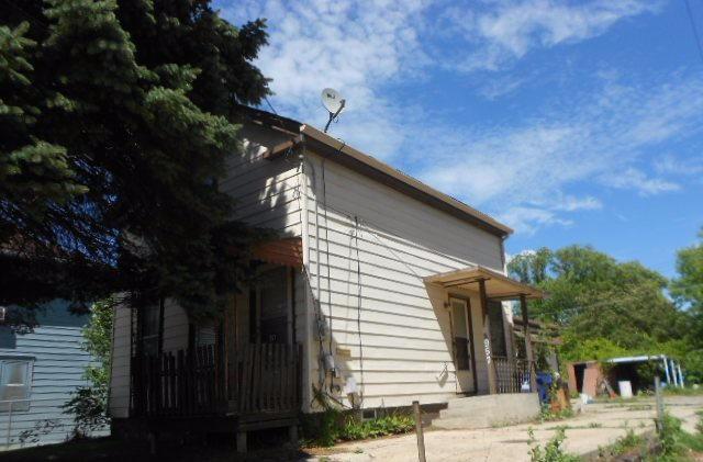 957 La Salle St., Racine, WI 53404