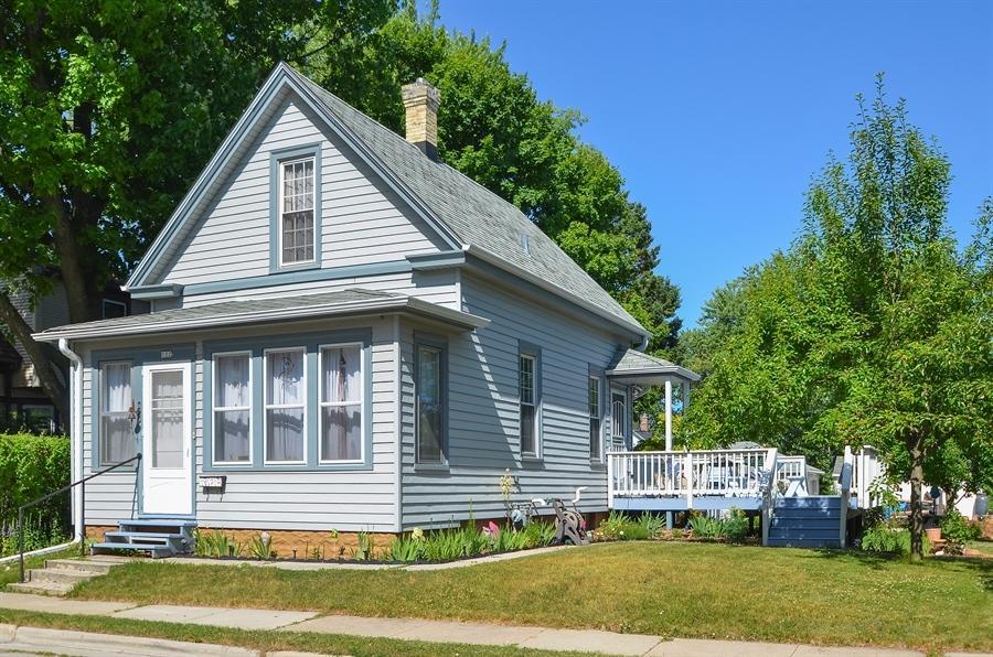 122 S High St, Port Washington, WI 53074