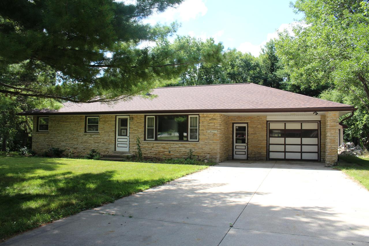 N71W22371 Good Hope Rd, Lisbon, WI 53089