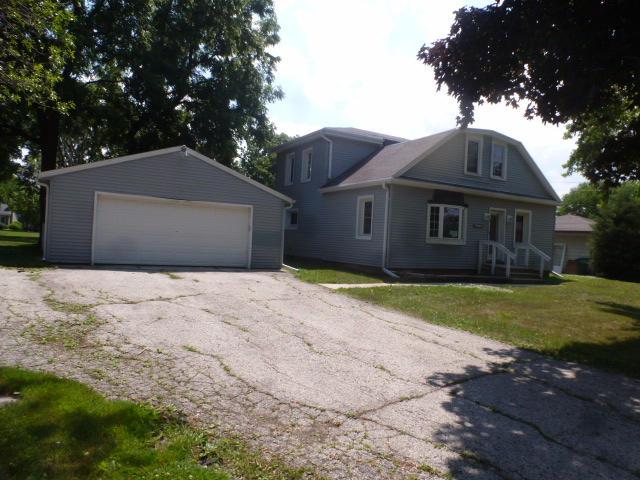 4525 W College Ave, Greendale, WI 53129