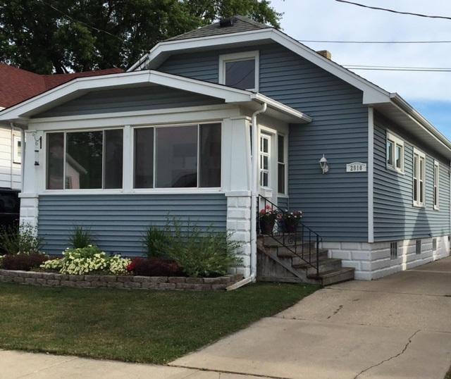 2910 Bate St., Racine, WI 53403