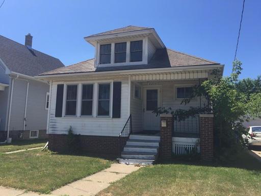 2200 Carlisle Ave., Racine, WI 53404