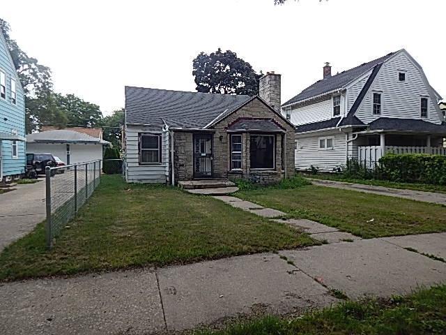 4056 N 41st St, Milwaukee, WI 53216