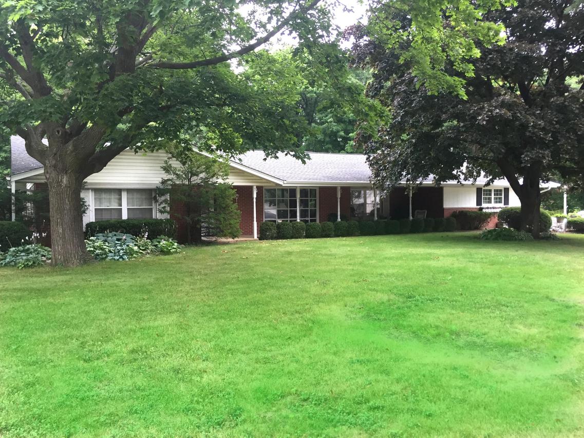 2732 Wexford Rd, Mount Pleasant, WI 53405