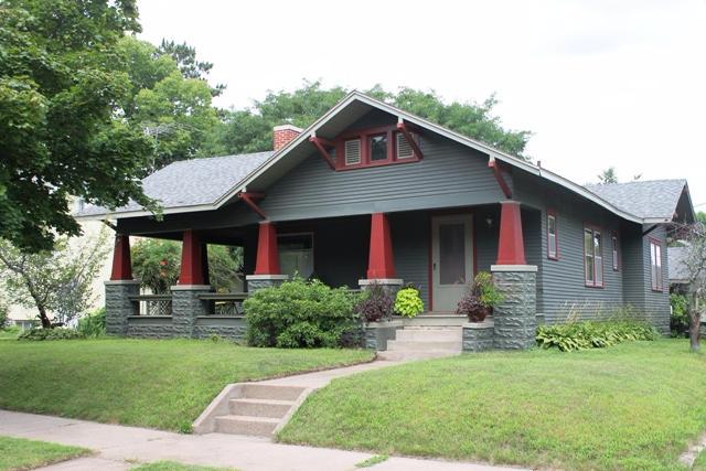 2411 State St, La Crosse, WI 54601