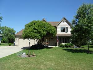 3860 S Pohl Dr., New Berlin, WI 53151