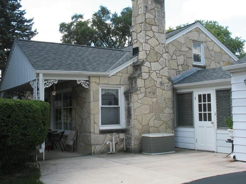 3259 N Knoll Blvd., Wauwatosa, WI 53222