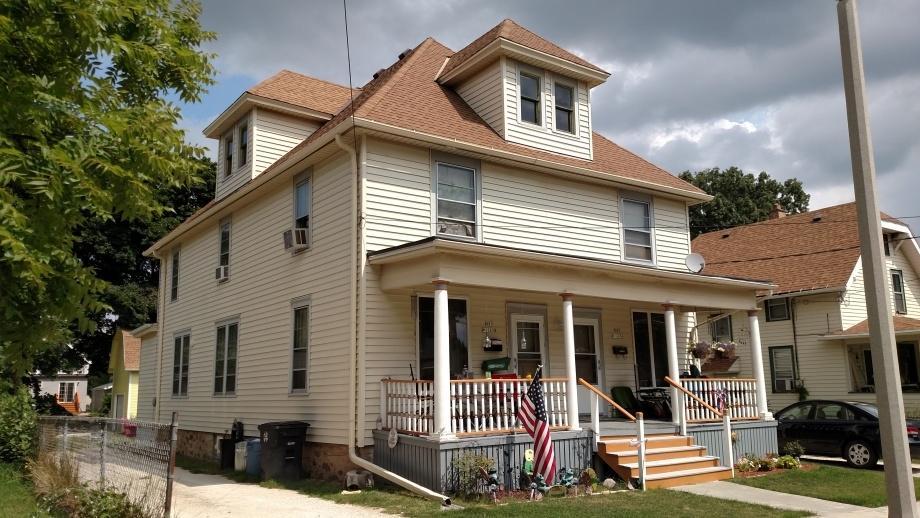 N89W16656 Cleveland Ave #N89W16658, Menomonee Falls, WI 53051