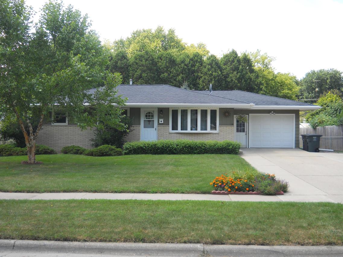 835 Hillside Dr., Jefferson, WI 53549