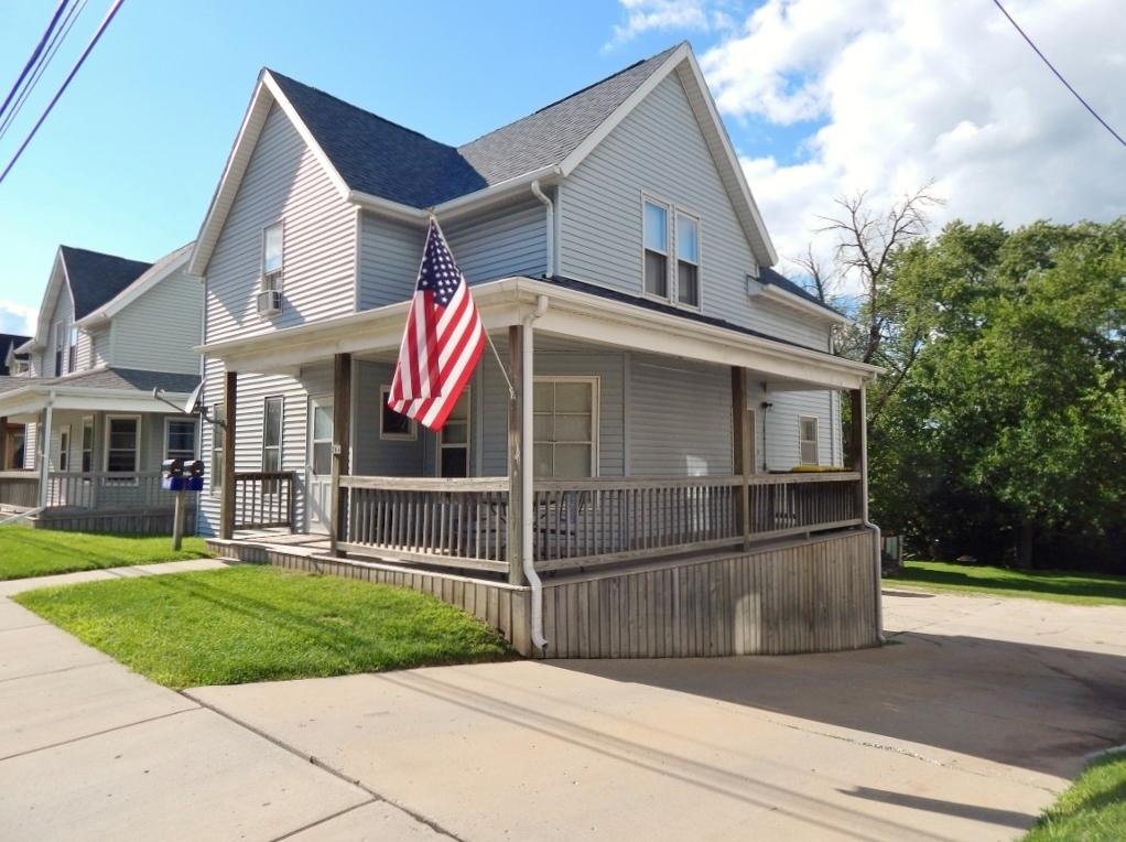 264 W Sumner St., Hartford, WI 53027