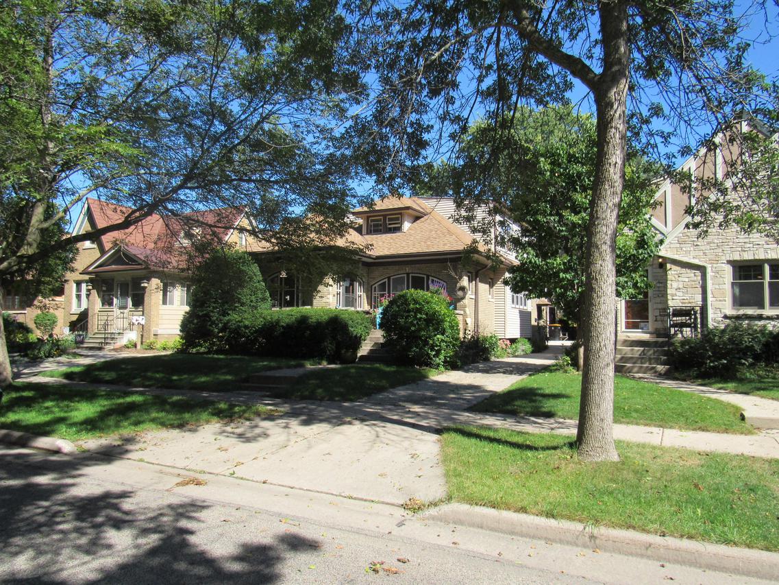1940 N 86th St. #-40A, Wauwatosa, WI 53226