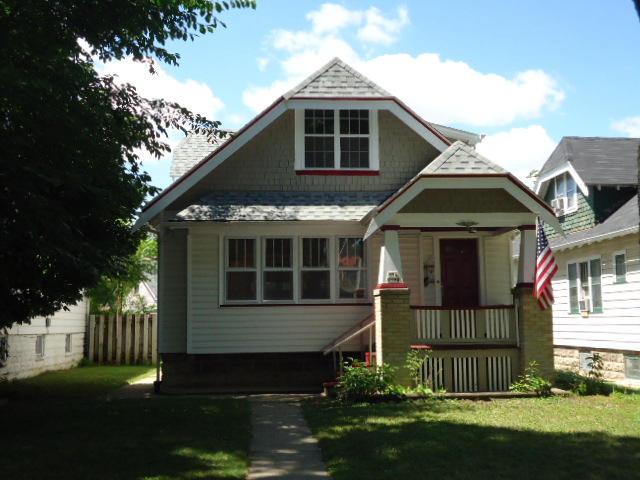 959 N 37th St #959A, Milwaukee, WI 53208