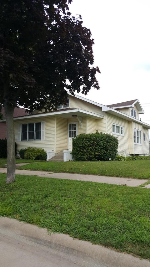 1425 Redfield St., La Crosse, WI 54601