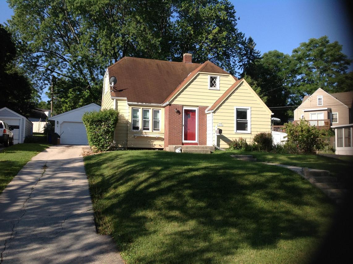 N85W16281 May Ave, Menomonee Falls, WI 53051