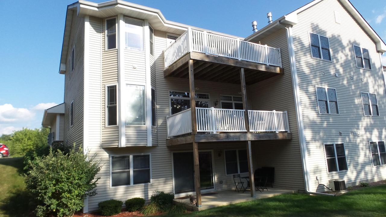 450 County Road Nn #2, Mukwonago, WI 53149