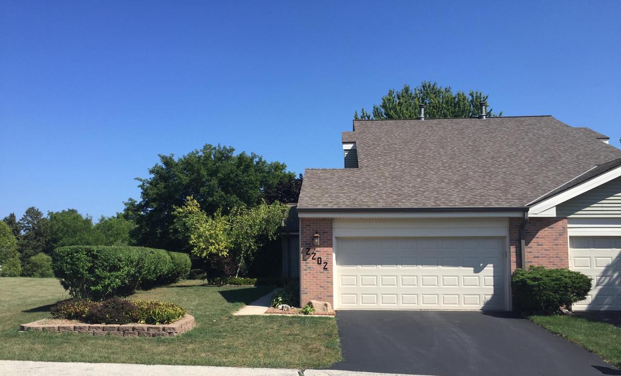 2202 E Excalibur Ct. #Ct, Oak Creek, WI 53154