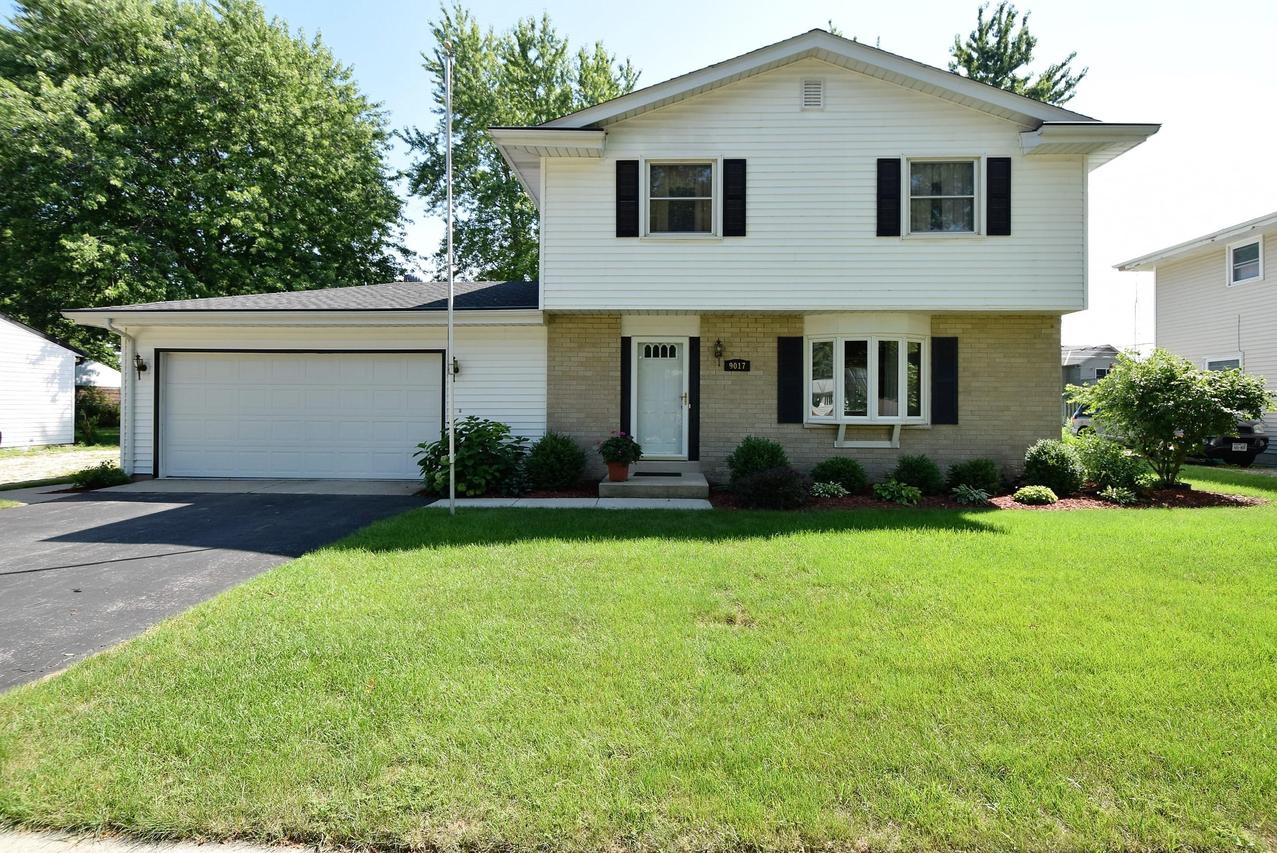 9017 Boys Dr, Sturtevant, WI 53177