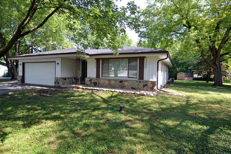 9472 S 96th St, Franklin, WI 53132