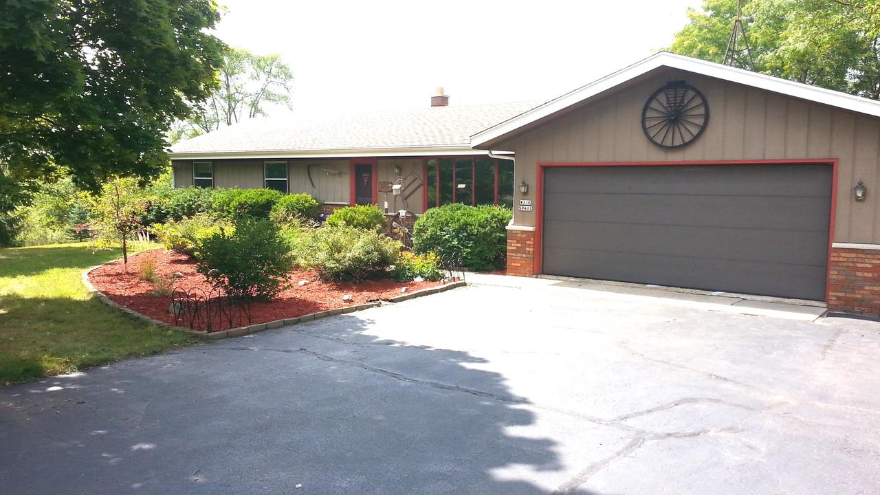 W310S9411 Highway I -, Mukwonago, WI 53149
