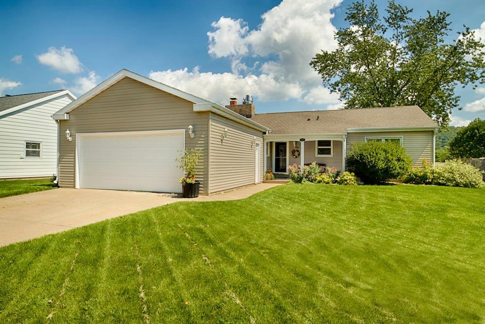 2857 N Richard Dr, La Crosse, WI 54601