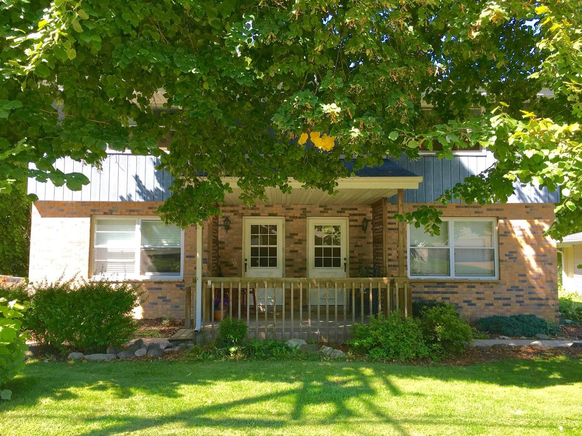 230 Hartford Rd #232, Slinger, WI 53086