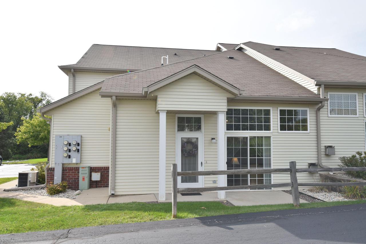 2408 Fox River #D, Waukesha, WI 53189