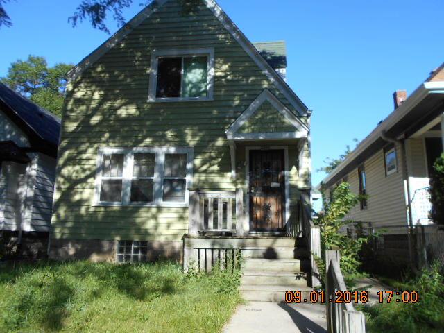 4920 N 38th St, Milwaukee, WI 53209