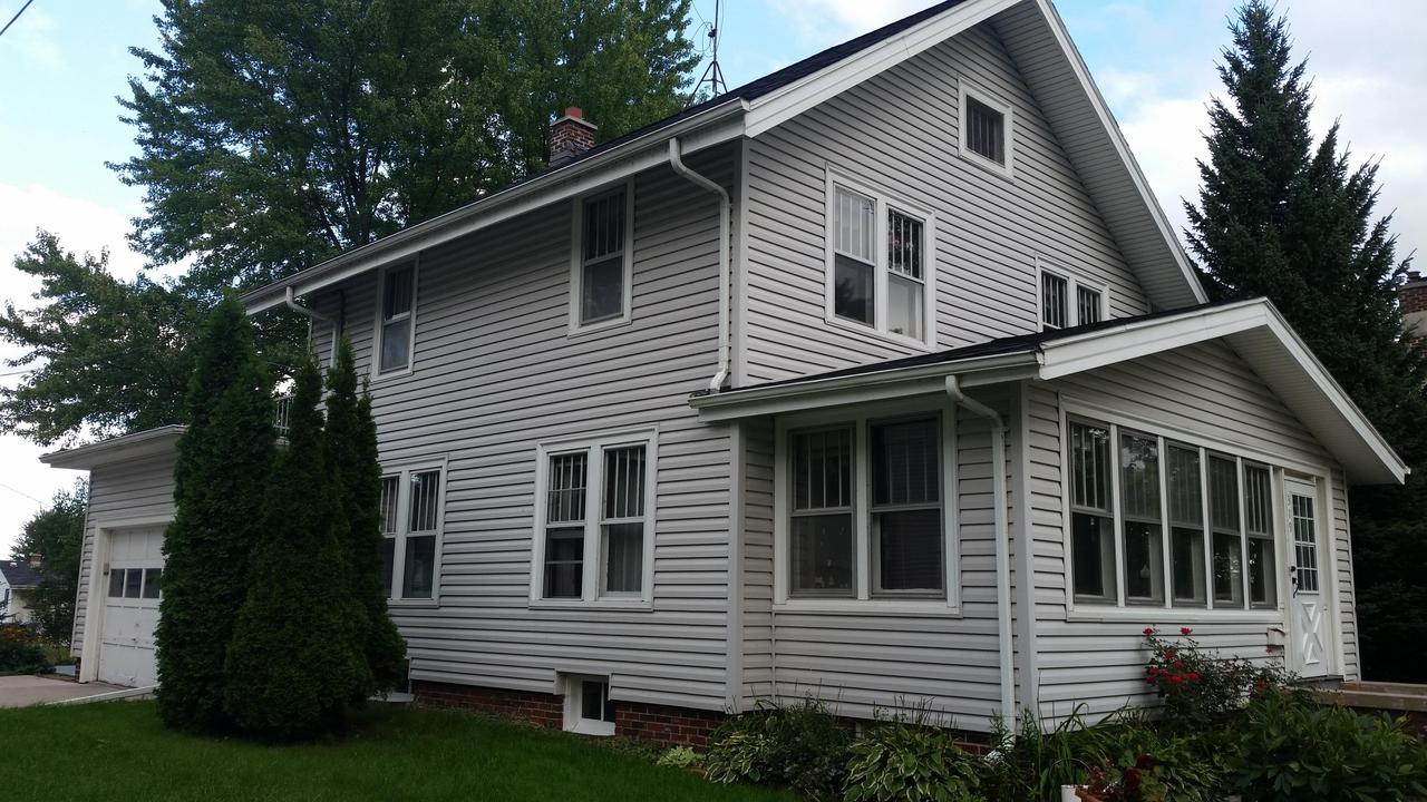 319 S Milwaukee St, Plymouth, WI 53073