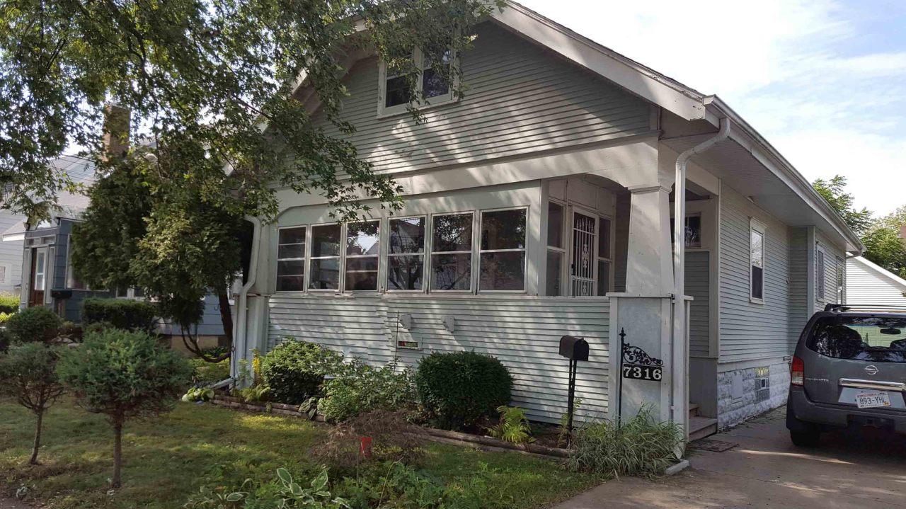 7316 23rd Ave, Kenosha, WI 53143
