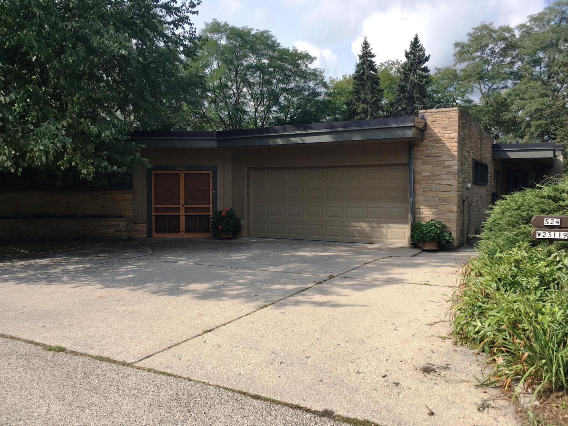 S24W23119 Lookout Dr., Waukesha, WI 53186