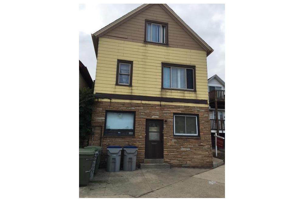 2405 S 5th St., Milwaukee, WI 53207