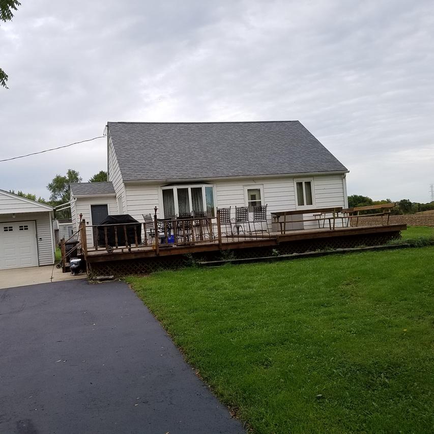 23204 W 7 Mile Rd, Norway, WI 53150
