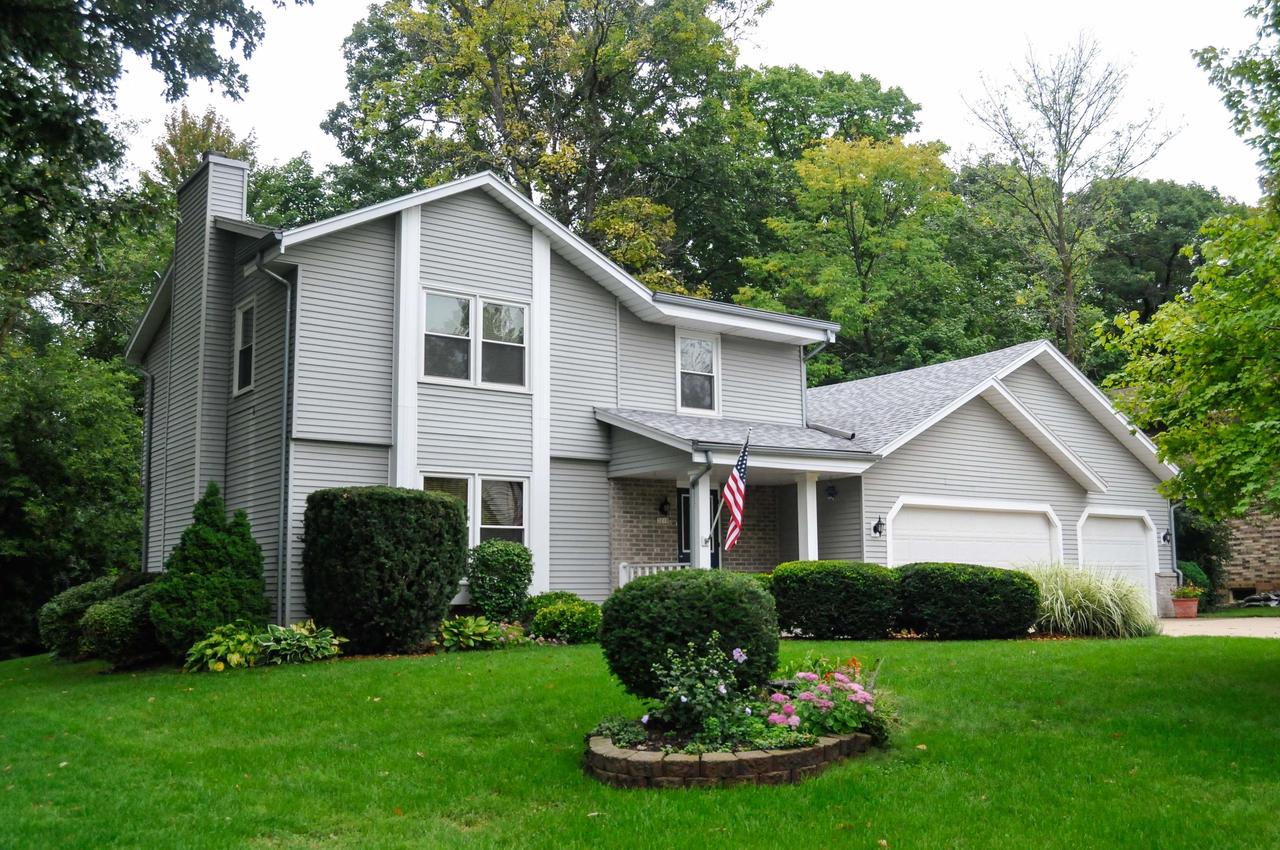 3210 S Regal Dr., New Berlin, WI 53151