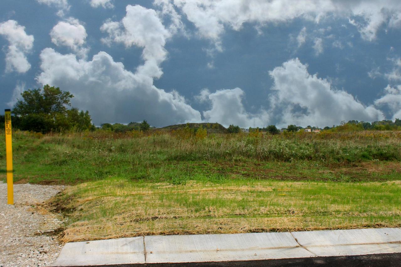 Lt 11 Woodbridge Dr, Mount Pleasant, WI 53406