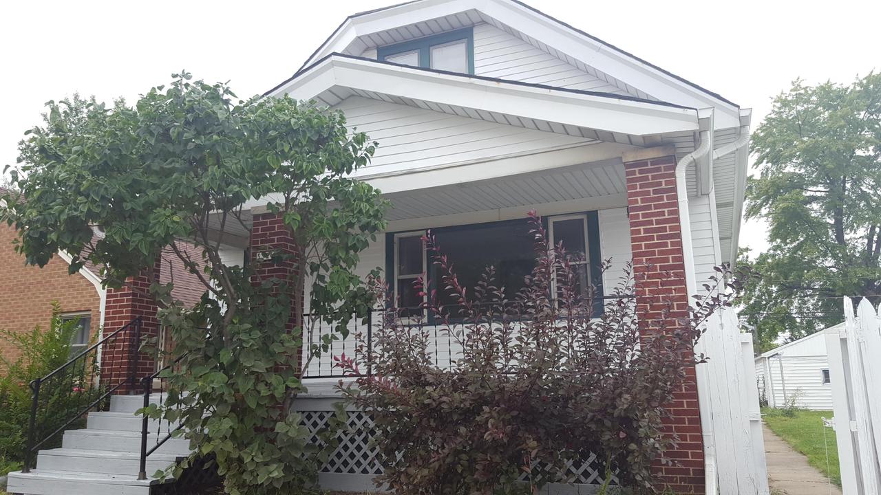 5526 W Lincoln Ave, West Allis, WI 53219