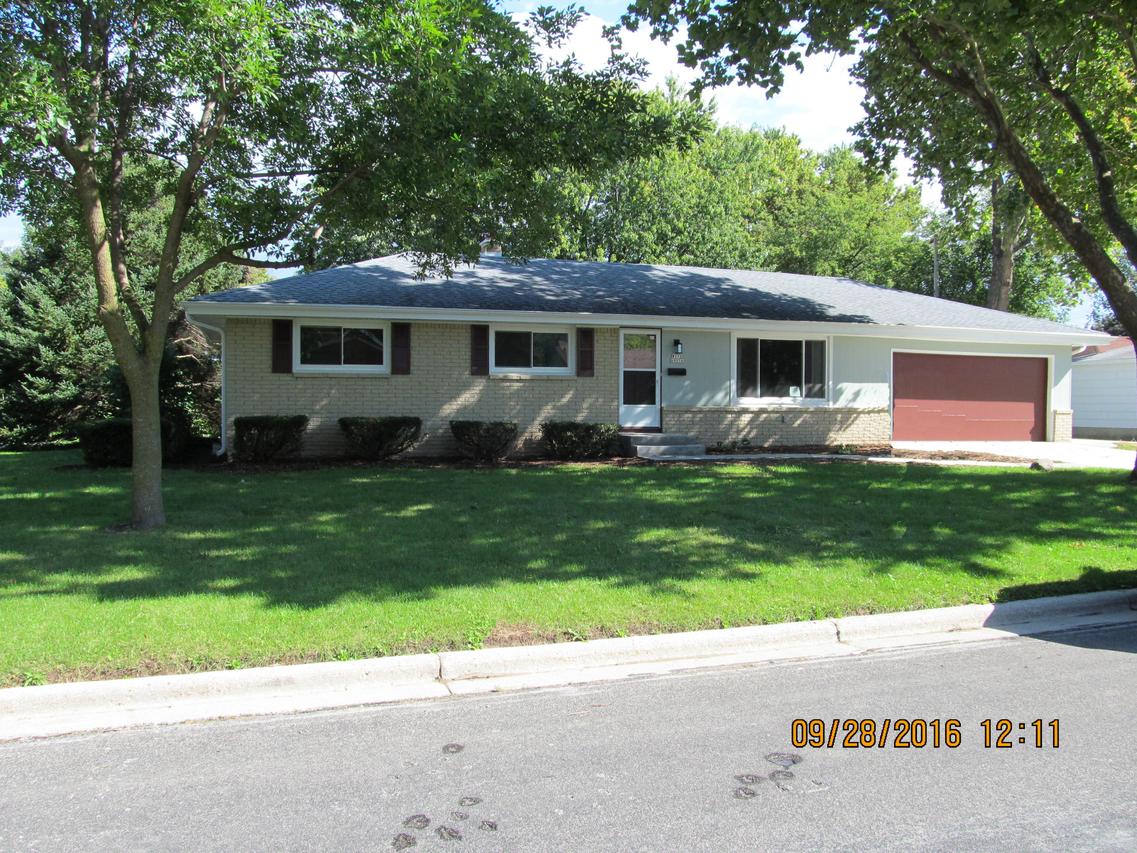 W172N9256 Shady Ln., Menomonee Falls, WI 53051