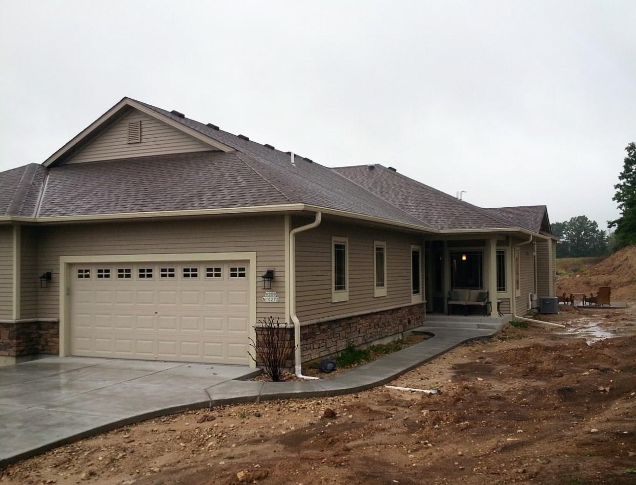 W206N16272 Melroy Pl #8, Jackson, WI 53037