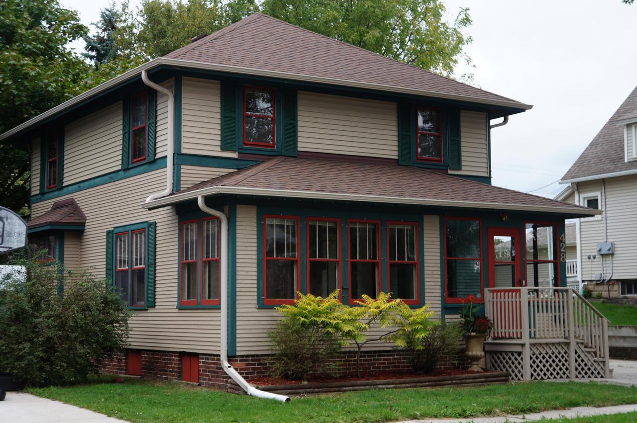 428 Washington St., Sheboygan Falls, WI 53085