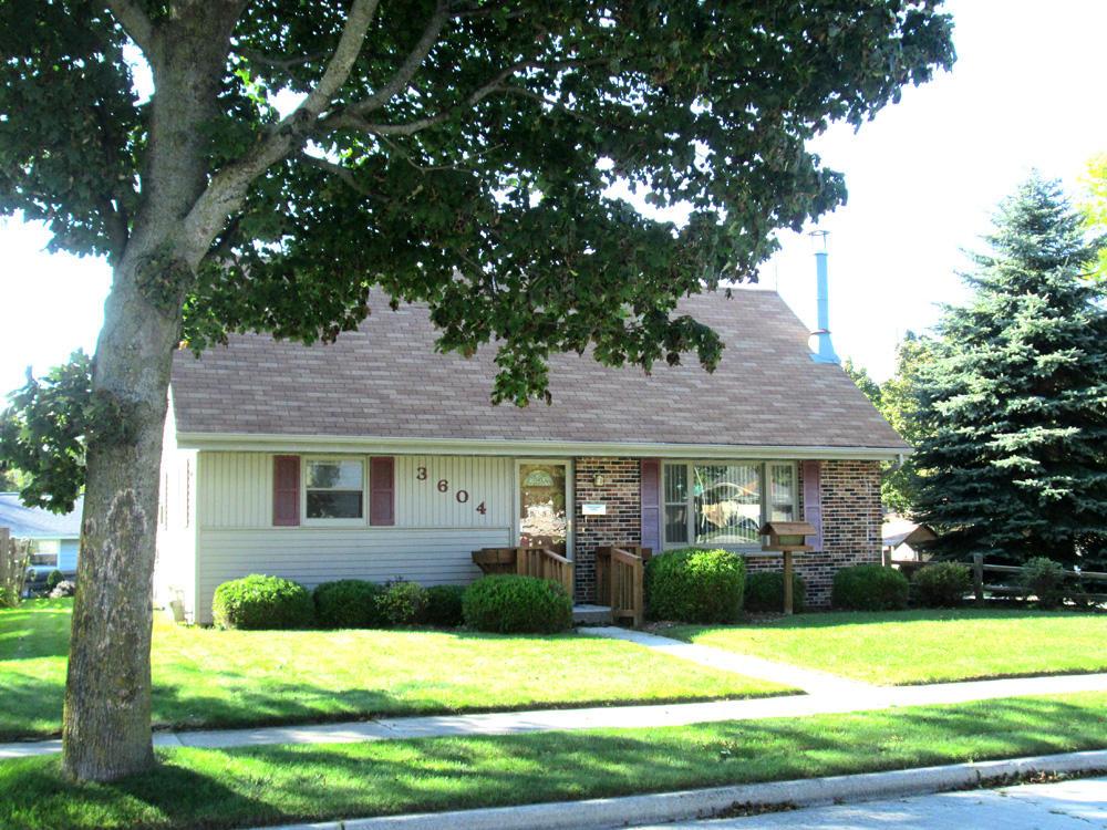 3604 S 16th St, Sheboygan, WI 53081