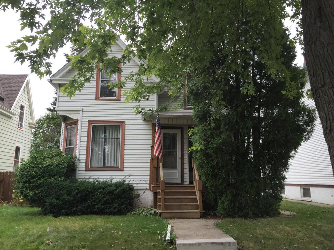 1421 Thurston Ave, Racine, WI 53405