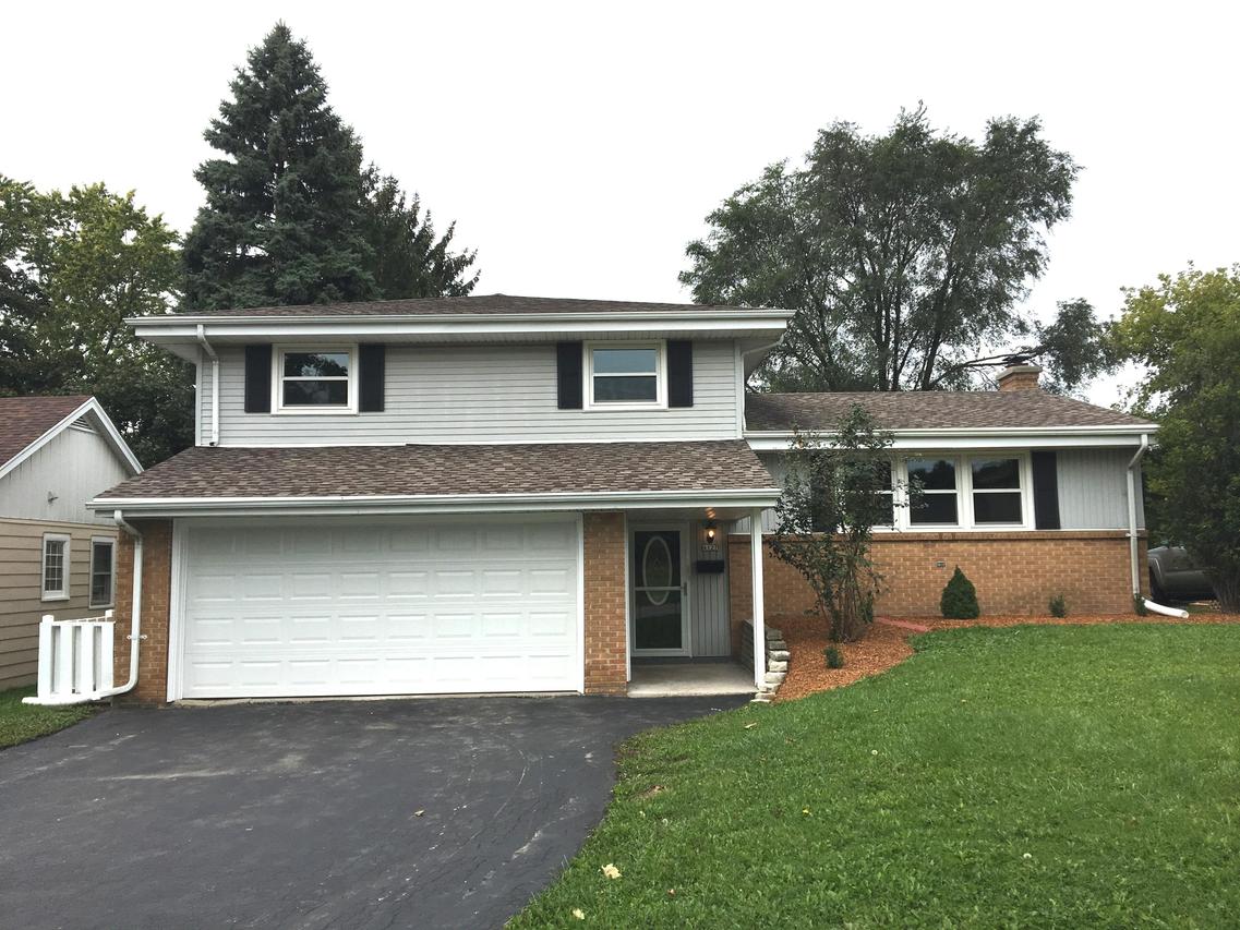 4127 N 92nd St, Wauwatosa, WI 53222