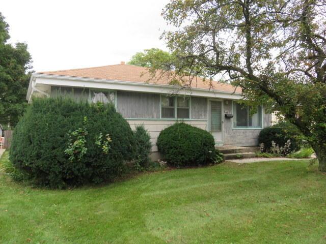 5868 N 82nd St, Milwaukee, WI 53218