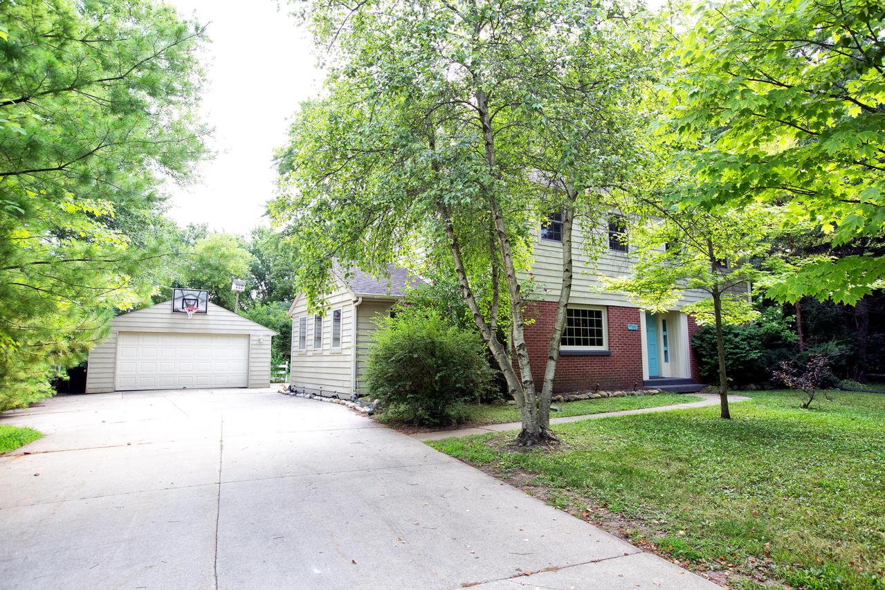 7701 W Drexel Ave., Franklin, WI 53132