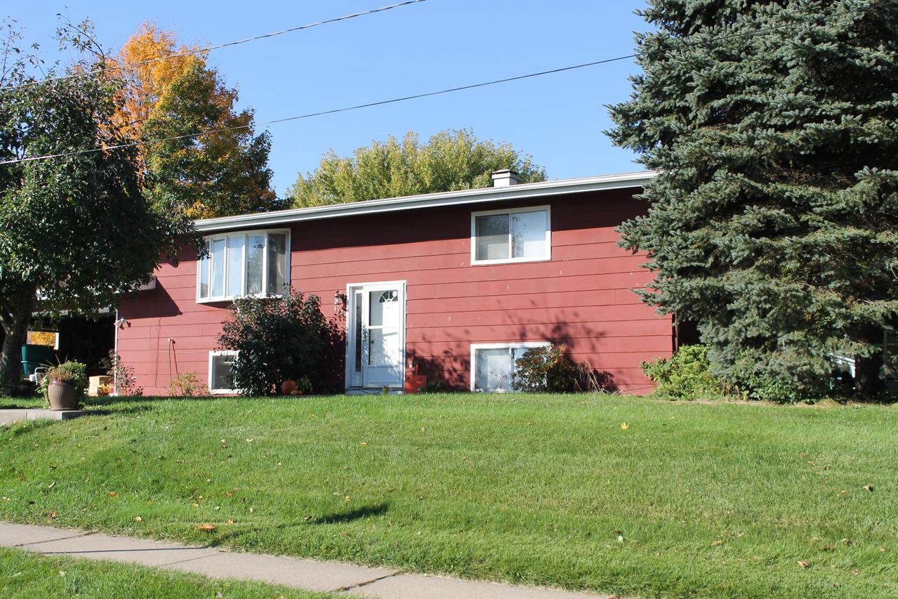 610 N Mark St, West Salem, WI 54669