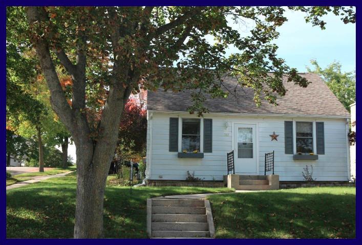 317 Lucile St, Fort Atkinson, WI 53538